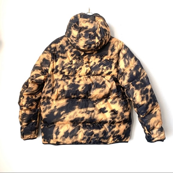 Nike Shield Down Fill Windrunner Puffer Jacket Yellow/Black - Picture 2 of 4